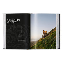 Load image into Gallery viewer, Homes For Our Time. Small Houses. 45th Ed. (German, French, English)