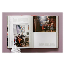 Load image into Gallery viewer, San Francisco. Portrait of a City (German, French, English)