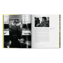Load image into Gallery viewer, Norman Mailer. Neil Leifer. Howard L. Bingham. The Fight (English)
