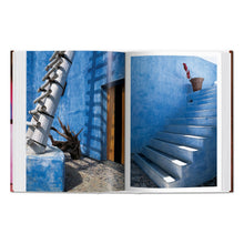 Load image into Gallery viewer, Living in Mexico. 45th Ed. (German, French, English)