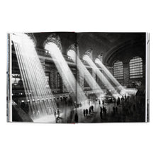 Load image into Gallery viewer, New York. Portrait of a City (German, French, English)