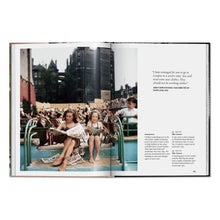 Load image into Gallery viewer, London. Portrait of a City (English)