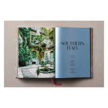 Load image into Gallery viewer, Massimo Listri. Italian Palaces (German, French, English)