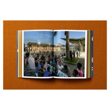 Load image into Gallery viewer, Francis Kéré. Building Stories (English)