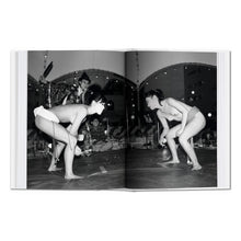 Load image into Gallery viewer, Araki. Tokyo Lucky Hole (German, French, English)