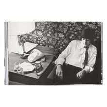 Load image into Gallery viewer, Harry Benson. The Beatles (German, French, English)