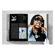 Load image into Gallery viewer, Ice Cold. A Hip-Hop Jewelry History (German, French, English)