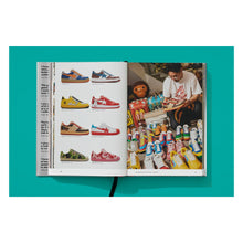 Load image into Gallery viewer, Sneaker Freaker. World's Greatest Sneaker Collectors (English)