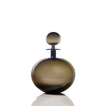 Load image into Gallery viewer, Petite Low Round Decanter