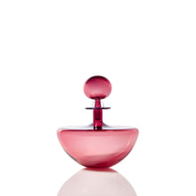 Load image into Gallery viewer, Petite Low Arc Decanter