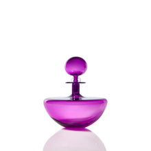 Load image into Gallery viewer, Petite Low Arc Decanter