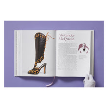 Load image into Gallery viewer, Shoes A–Z. The Collection of The Museum at FIT (German, French, English) (FFE)