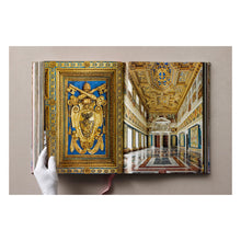 Load image into Gallery viewer, Massimo Listri. Italian Palaces (German, French, English)
