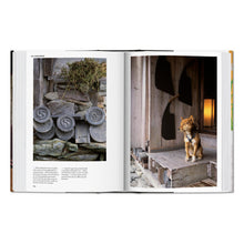 Load image into Gallery viewer, Living in Japan. 45th Ed. (German, French, English)