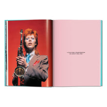 Load image into Gallery viewer, Mick Rock. The Rise of David Bowie. 1972–1973 (German, French, English)