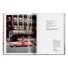 Load image into Gallery viewer, New York. Portrait of a City (English)