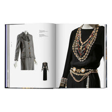 Load image into Gallery viewer, Fashion Designers A–Z. 2020 Edition (German, French, English)