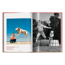 Load image into Gallery viewer, Walter Chandoha. Dogs. Photographs 1941–1991 (English)

