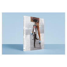 Load image into Gallery viewer, Scott Schuman. The Sartorialist MILANO (English)
