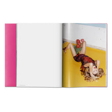 Load image into Gallery viewer, Gisele Bündchen (English)
