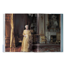 Load image into Gallery viewer, Her Majesty. A Photographic History 1926–2022 (German, French, English)
