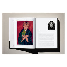 Load image into Gallery viewer, Albert Watson. Kaos (German, French, English)
