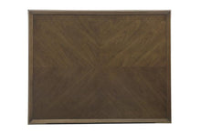 Load image into Gallery viewer, 499-601 - Bridgeton Cocktail Table
