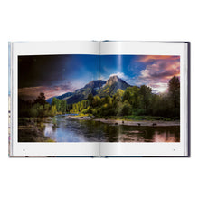 Load image into Gallery viewer, Stephen Wilkes. Day to Night (German, French, English)
