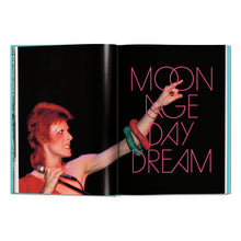 Load image into Gallery viewer, Mick Rock. The Rise of David Bowie. 1972–1973 (German, French, English)
