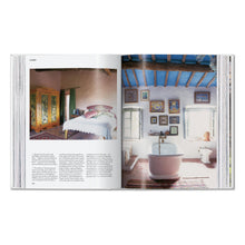Load image into Gallery viewer, Living in Tuscany. 45th Ed. (German, French, English)
