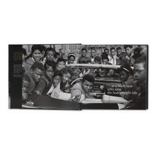 Load image into Gallery viewer, Greatest of All Time. A Tribute to Muhammad Ali (English)
