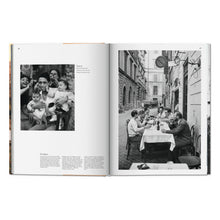 Load image into Gallery viewer, Rome. Portrait of a City (German, French, English)
