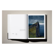 Load image into Gallery viewer, Albert Watson. Kaos (German, French, English)
