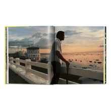 Load image into Gallery viewer, Norman Mailer. Neil Leifer. Howard L. Bingham. The Fight (English)
