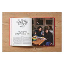 Load image into Gallery viewer, Mary McCartney. Feeding Creativity (English)

