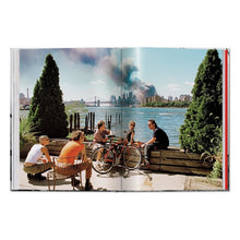 Load image into Gallery viewer, New York. Portrait of a City (English)
