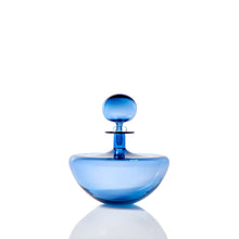 Load image into Gallery viewer, Petite Low Arc Decanter
