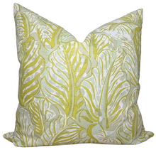 Load image into Gallery viewer, Mille Feuilles Pillow Cover in Pistachio Green
