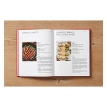 Load image into Gallery viewer, Mary McCartney. Feeding Creativity (English)

