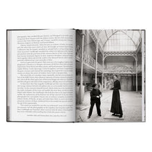 Load image into Gallery viewer, Peter Lindbergh. Azzedine Alaïa (English)
