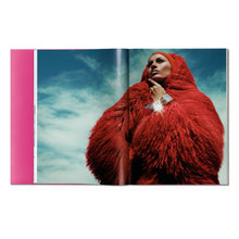 Load image into Gallery viewer, Gisele Bündchen (English)

