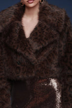 Load image into Gallery viewer, Leopard Faux Fur Cropped Coat
