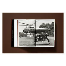 Load image into Gallery viewer, Annie Leibovitz (English)
