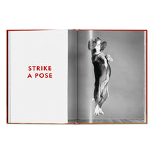 Load image into Gallery viewer, Walter Chandoha. Dogs. Photographs 1941–1991 (English)
