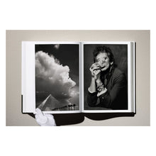 Load image into Gallery viewer, Albert Watson. Kaos (German, French, English)
