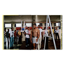 Load image into Gallery viewer, Norman Mailer. Neil Leifer. Howard L. Bingham. The Fight (English)
