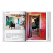 Load image into Gallery viewer, Living in Tuscany. 45th Ed. (German, French, English)
