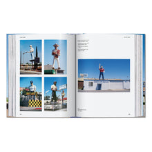 Load image into Gallery viewer, California Crazy. American Pop Architecture. 45th Ed. (English)
