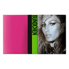 Load image into Gallery viewer, Gisele Bündchen (English)
