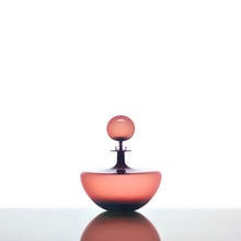 Load image into Gallery viewer, Petite Low Arc Decanter
